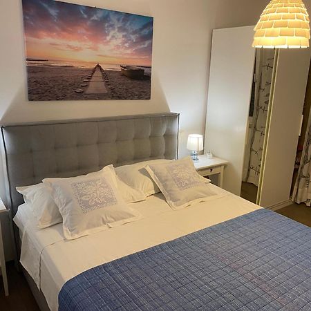 Apartments Ladesta Lastovo Екстериор снимка