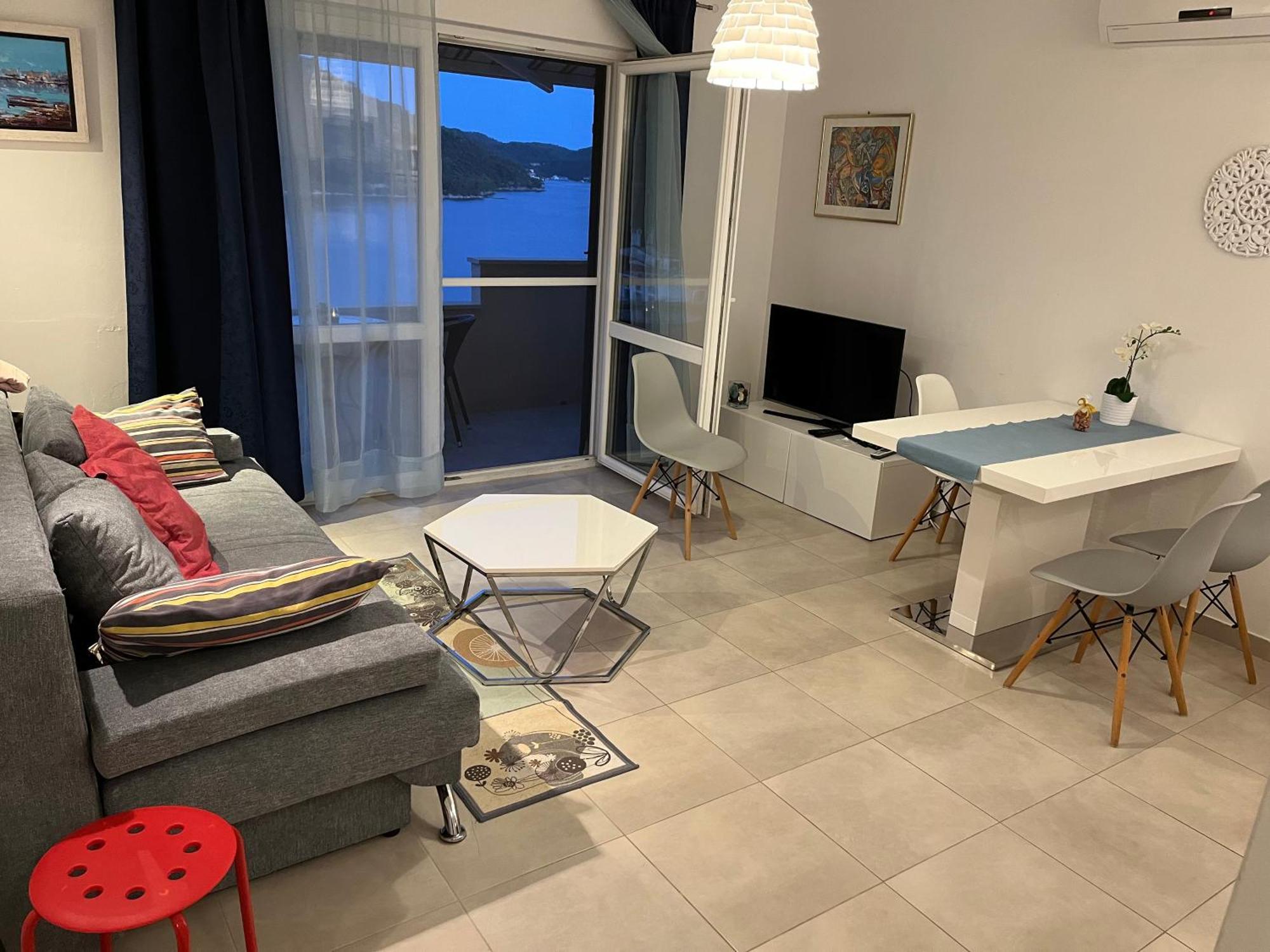 Apartments Ladesta Lastovo Екстериор снимка