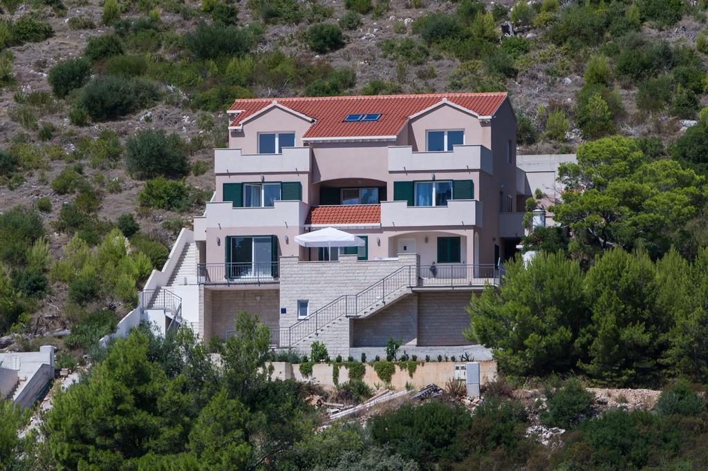 Apartments Ladesta Lastovo Екстериор снимка