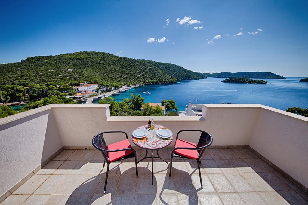 Apartments Ladesta Lastovo Стая снимка