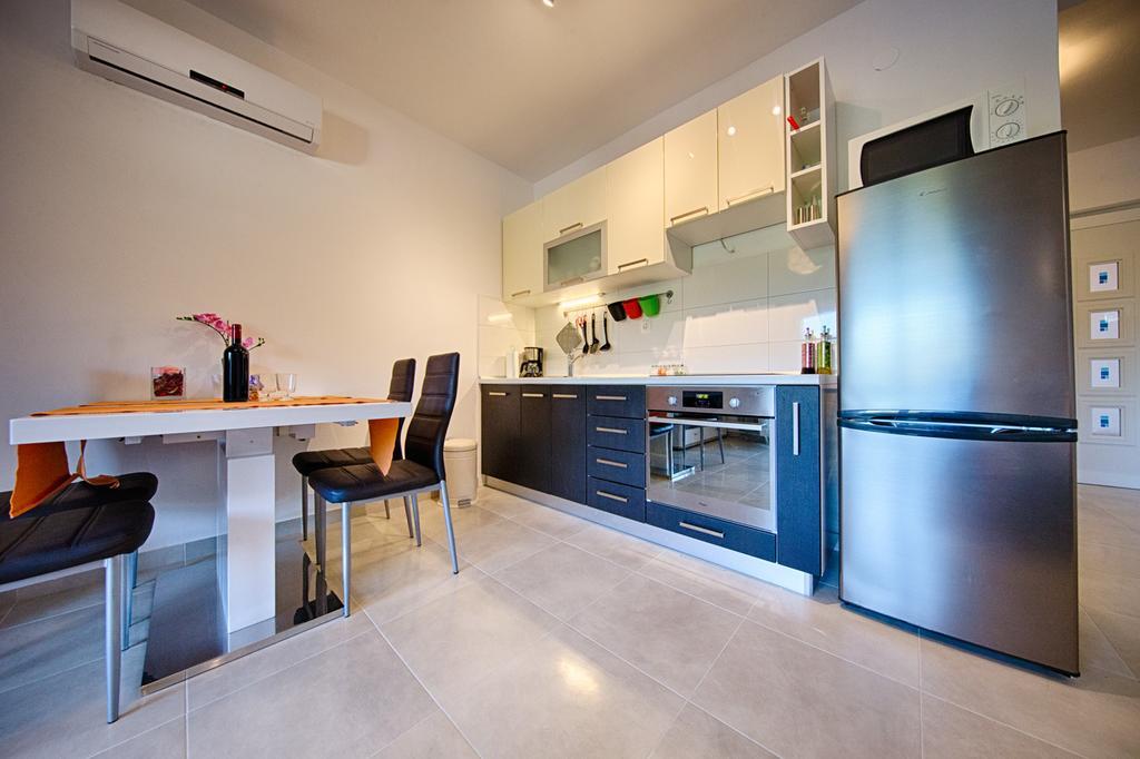 Apartments Ladesta Lastovo Стая снимка