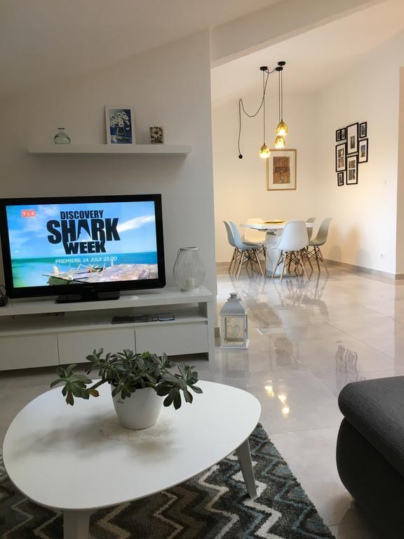 Apartments Ladesta Lastovo Екстериор снимка