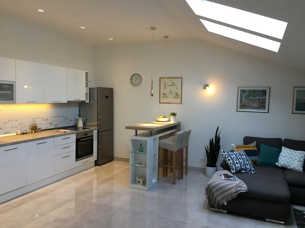 Apartments Ladesta Lastovo Екстериор снимка