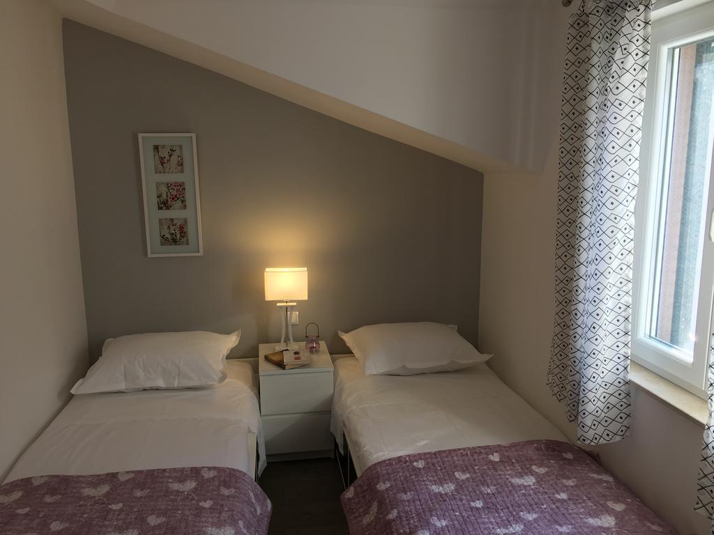Apartments Ladesta Lastovo Екстериор снимка