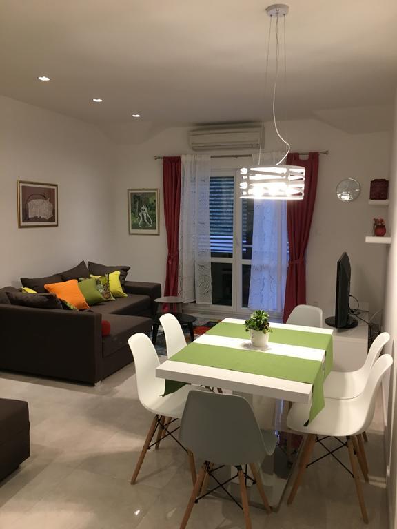 Apartments Ladesta Lastovo Екстериор снимка