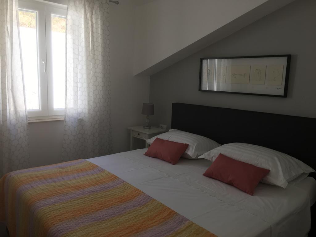 Apartments Ladesta Lastovo Екстериор снимка