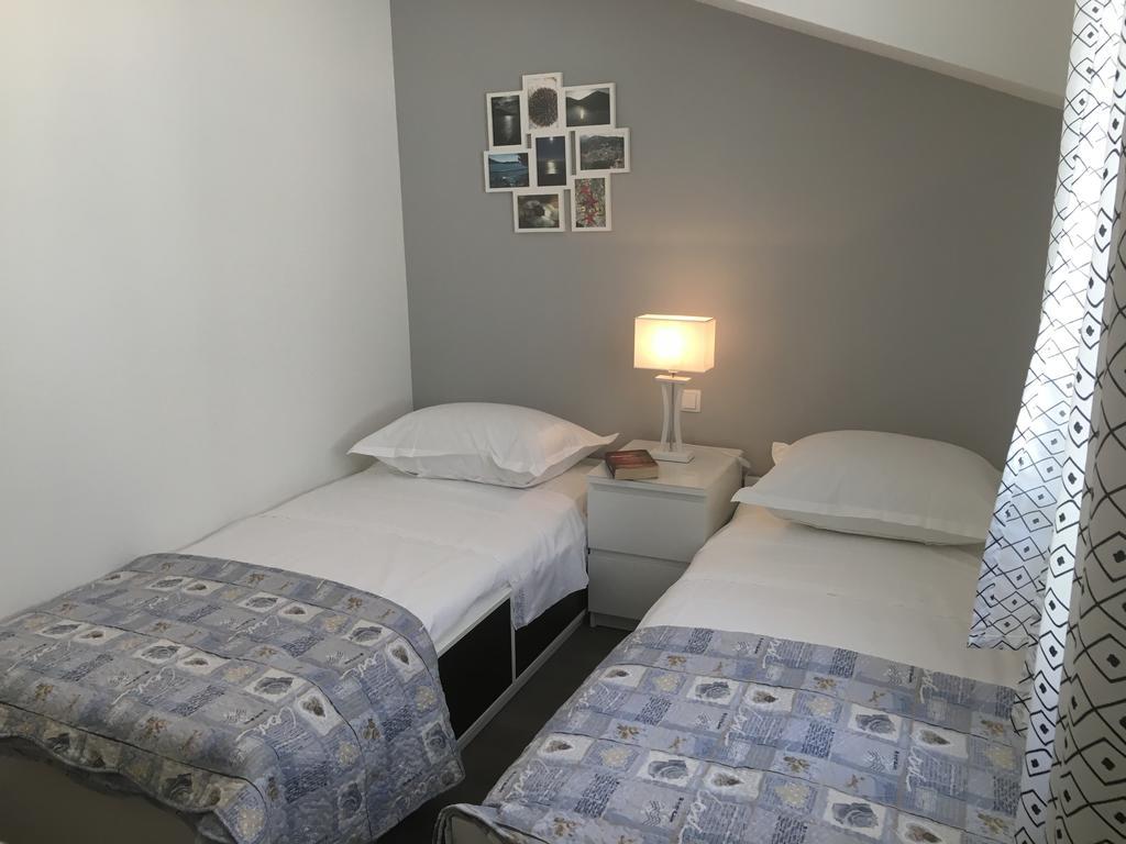 Apartments Ladesta Lastovo Екстериор снимка